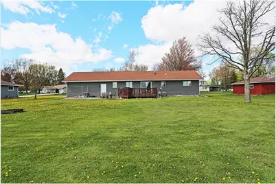 203 W Linden St, Abbotsford, WI 54405 - Photo 6