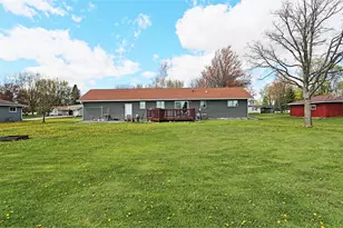 203 W Linden St, Abbotsford, WI 54405 - Photo 6