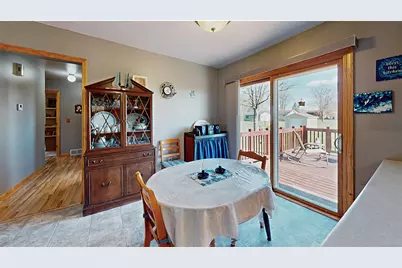 203 W Linden St, Abbotsford, WI 54405 - Photo 4