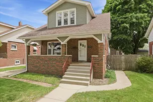 7315 10th Ave, Kenosha, WI 53143 - Photo 2