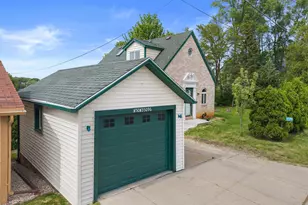 N50W35096 Wisconsin Ave, Oconomowoc, WI 53069 - Photo 36