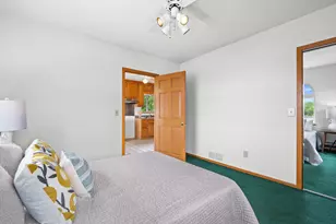 N50W35096 Wisconsin Ave, Oconomowoc, WI 53069 - Photo 26