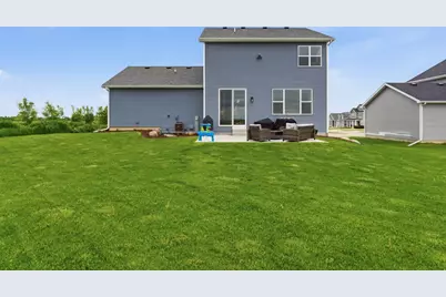 809 S Musket Ridge Dr, Sun Prairie, WI 53590 - Photo 34