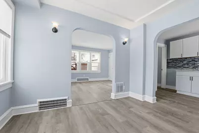 5257 N 34th St, Milwaukee, WI 53209 - Photo 2