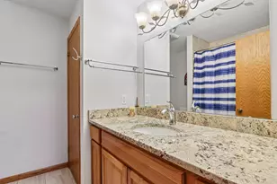 W326N6575 Sylvian Dr, Merton, WI 53029 - Photo 16