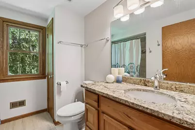 W326N6575  Sylvian Dr, Merton, WI 53029 - Photo 24
