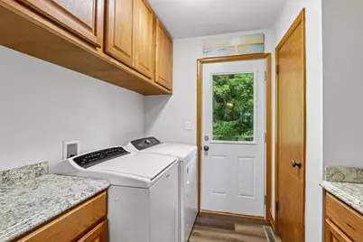 W326N6575  Sylvian Dr, Merton, WI 53029 - Photo 14