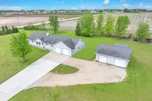 N11729 Lettau Dr, Lomira, WI 53006 - Photo 2