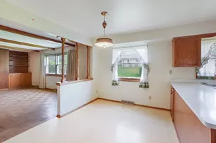 12920 W Crawford Dr, New Berlin, WI 53151 - Photo 12