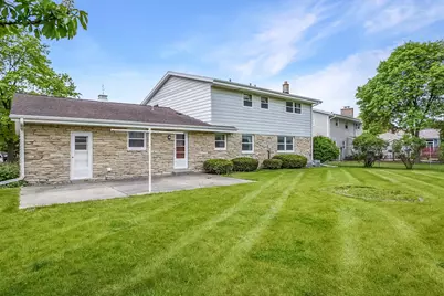 12920 W Crawford Dr, New Berlin, WI 53151 - Photo 28