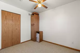 2350 E Sandy Acre Rd, West Bend, WI 53090 - Photo 28