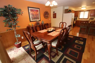 2104  Camelot Blvd, Sheboygan, WI 53081 - Photo 28