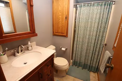 2104  Camelot Blvd, Sheboygan, WI 53081 - Photo 12