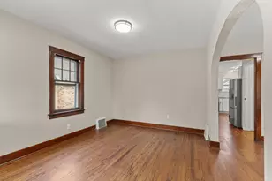 547 S Oak Park Ct, Milwaukee, WI 53214 - Photo 18
