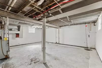 547 S Oak Park Ct, Milwaukee, WI 53214 - Photo 22