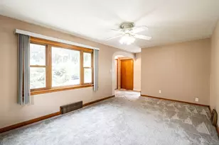 3535 S Pine Ave, Milwaukee, WI 53207 - Photo 4
