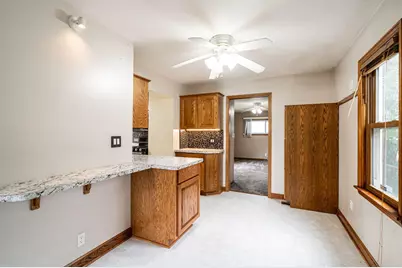 3535 S Pine Ave, Milwaukee, WI 53207 - Photo 8