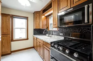 3535 S Pine Ave, Milwaukee, WI 53207 - Photo 12