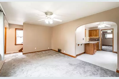 3535 S Pine Ave, Milwaukee, WI 53207 - Photo 6