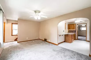 3535 S Pine Ave, Milwaukee, WI 53207 - Photo 6