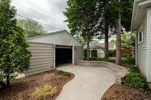 3535 S Pine Ave, Milwaukee, WI 53207 - Photo 38