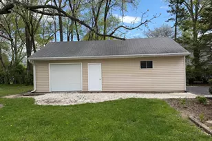 3420 3 Mile Rd, Racine, WI 53404 - Photo 20