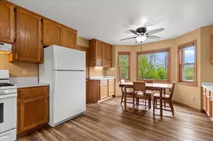 N1050 Pleasant Hill Dr, Ashford, WI 53010 - Photo 14