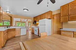 N1050 Pleasant Hill Dr, Ashford, WI 53010 - Photo 16