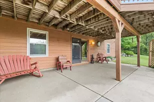 N1050 Pleasant Hill Dr, Ashford, WI 53010 - Photo 52