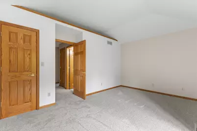 W275N1891  Cabin Creek Ct, Pewaukee, WI 53072 - Photo 28