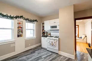 3412 N Bartlett Ave, Milwaukee, WI 53211 - Photo 6