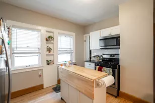 3412 N Bartlett Ave, Milwaukee, WI 53211 - Photo 14