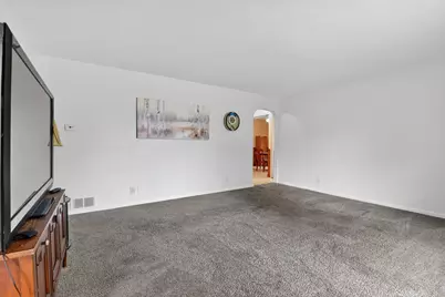 5426  39th Ave, Kenosha, WI 53144 - Photo 10