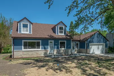 7920 W Puetz Rd, Franklin, WI 53132 - Photo 2