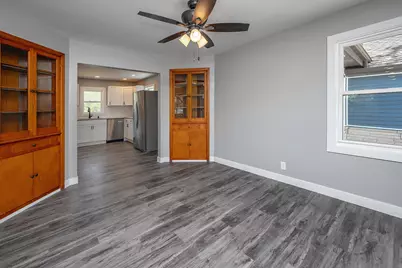 7920 W Puetz Rd, Franklin, WI 53132 - Photo 12