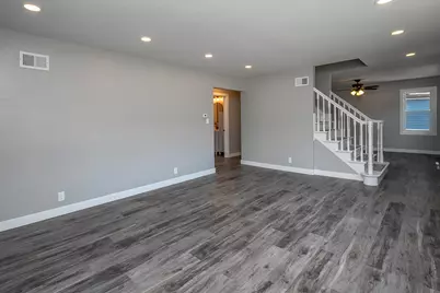 7920 W Puetz Rd, Franklin, WI 53132 - Photo 6