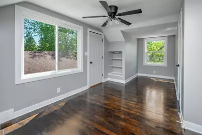 7920 W Puetz Rd, Franklin, WI 53132 - Photo 32