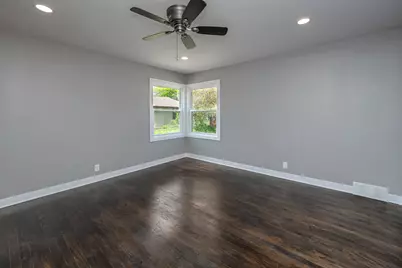7920 W Puetz Rd, Franklin, WI 53132 - Photo 20