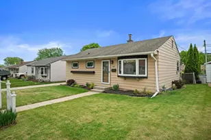 6517 W Lakefield Dr, Milwaukee, WI 53219 - Photo 28