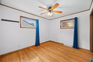 6517 W Lakefield Dr, Milwaukee, WI 53219 - Photo 10