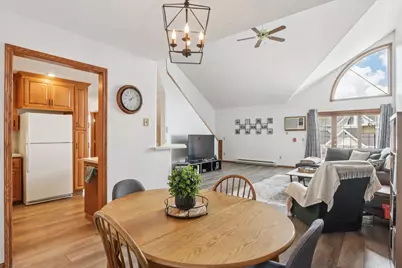 743  Cherokee Path, Lake Mills, WI 53551 - Photo 10