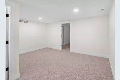 4004  Forest Dr, Delavan, WI 53115 - Photo 30