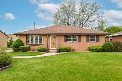 1631 W Bottsford Ave, Milwaukee, WI 53221 - Photo 2