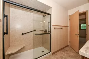 1631 W Bottsford Ave, Milwaukee, WI 53221 - Photo 16