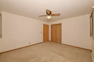 1631 W Bottsford Ave, Milwaukee, WI 53221 - Photo 20