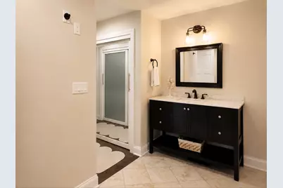 8414 W Poplar Dr, Mequon, WI 53097 - Photo 20