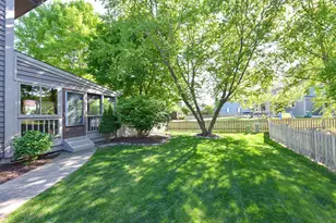 W171N4991 Greenview Ave, Menomonee Falls, WI 53051 - Photo 36