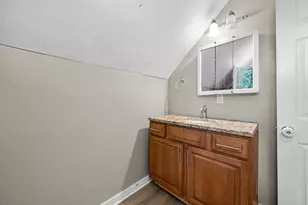 3651 E Barnard Ave, Cudahy, WI 53110 - Photo 34