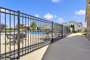 1070 Bedford Ct, Racine, WI 53406 - Photo 28