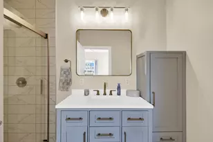 1070 Bedford Ct, Racine, WI 53406 - Photo 20
